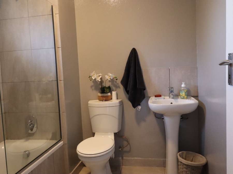 2 Bedroom Property for Sale in Raceway Free State